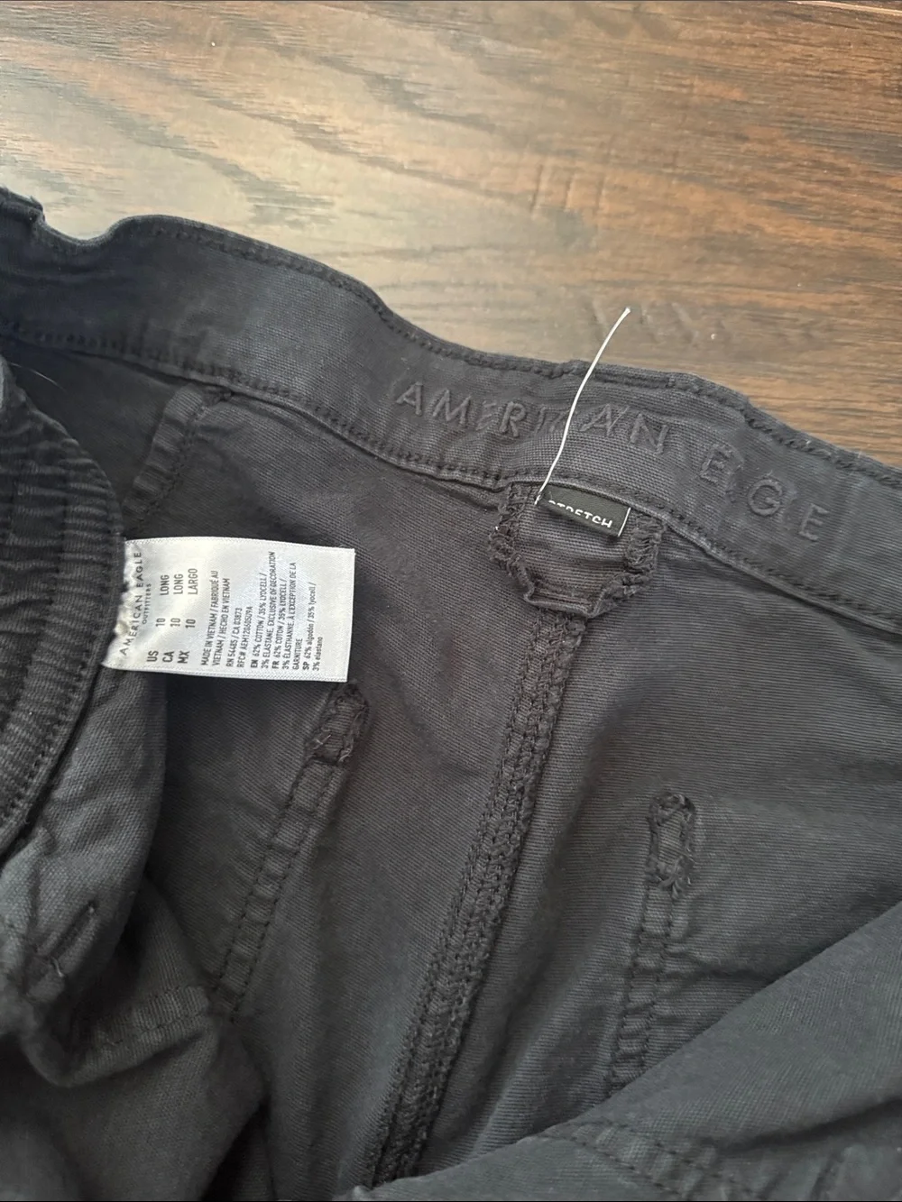 American Eagle Cargo Pants - 10 Long